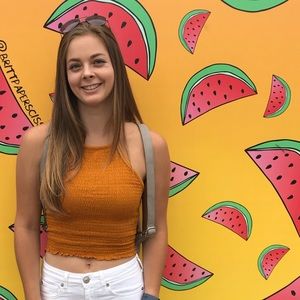 Meet your Posher, Shelby